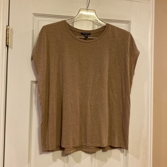 Top tunica lunga nuova con etichette Eileen Fisher uvetta viola seta Top tunica lunga nuova con etichette Eileen Fisher uvetta viola seta